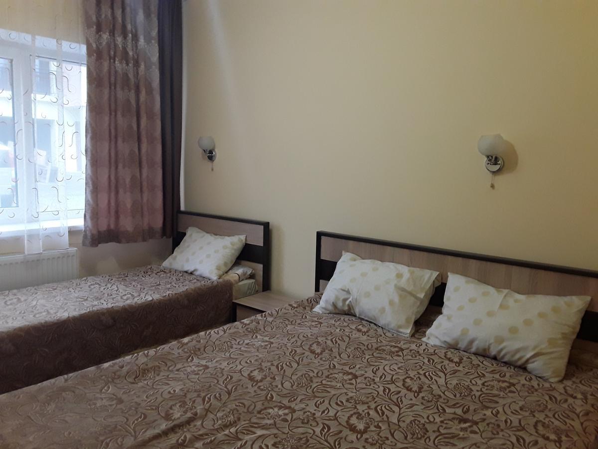 Gostynnyi Dvir Cottage Тернопіль Екстер'єр фото