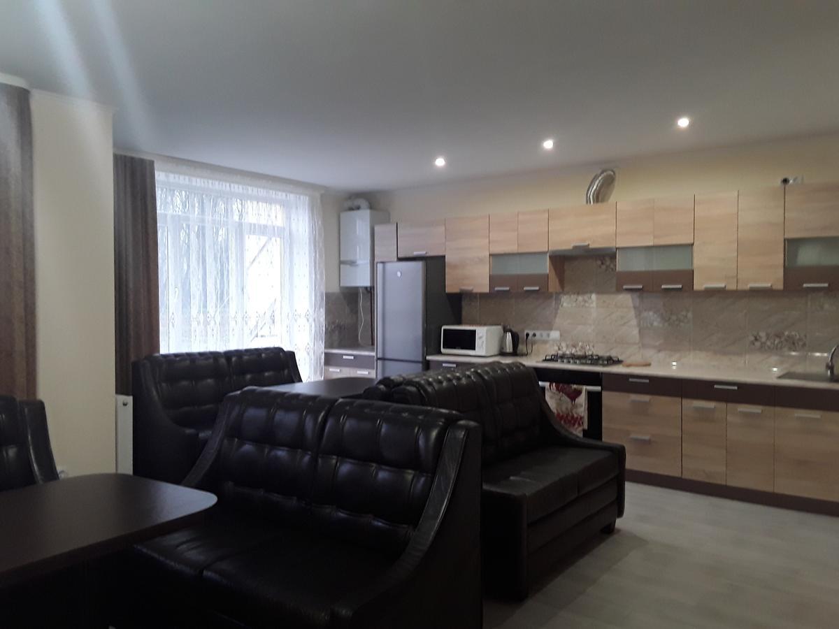Gostynnyi Dvir Cottage Тернопіль Екстер'єр фото