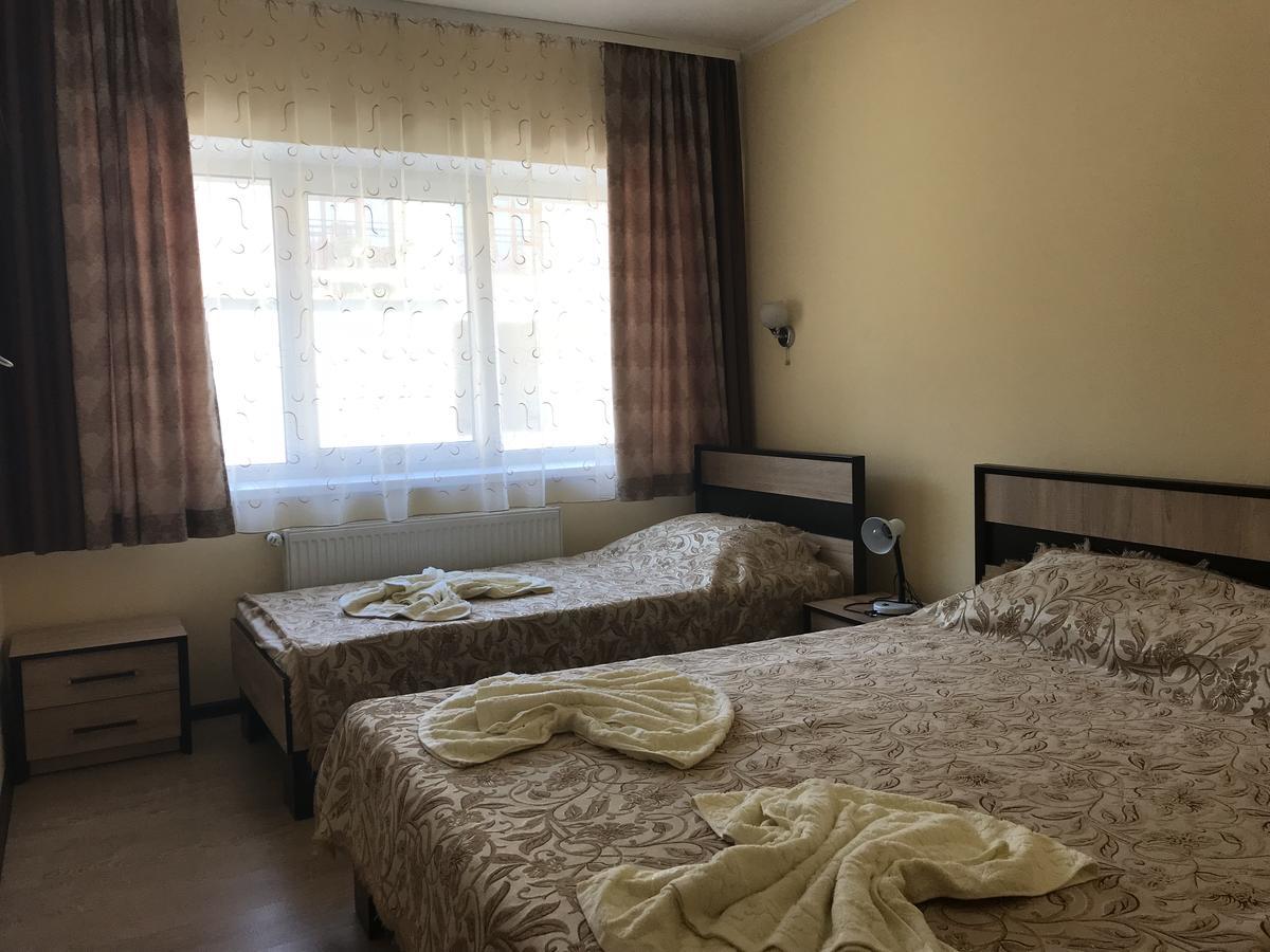 Gostynnyi Dvir Cottage Тернопіль Екстер'єр фото