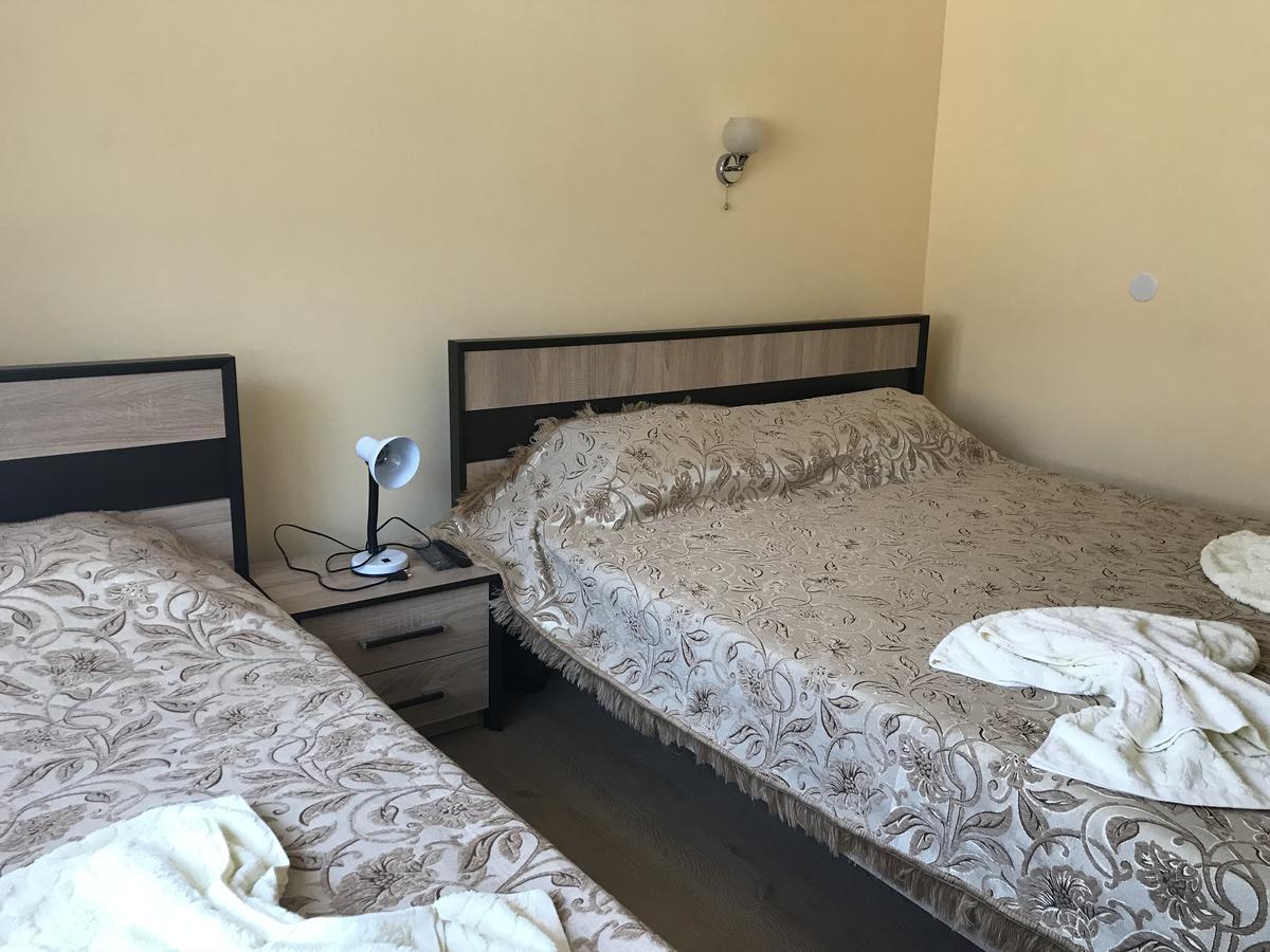 Gostynnyi Dvir Cottage Тернопіль Екстер'єр фото